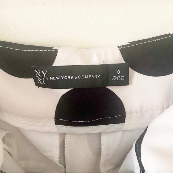 NWOT New York & Co polka dot pants - Picture 4 of 4